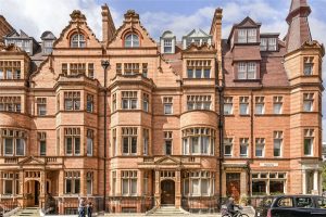 Knightsbridge, SW1X